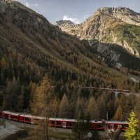 Najduži putnički vlak prošao švicarskim Alpama