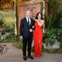 Jeff Bezos i djevojka