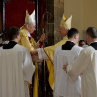 Riječki nadbiskup Uzinić simbolično preuzeo službu i biskupski štap