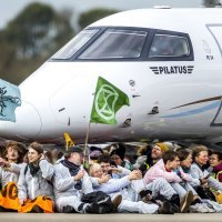 Aktivisti zauzeli pistu