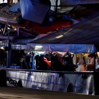 Humanity 1 u luci u Cataniji