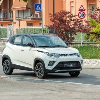 Mahindra KUV100 NXT