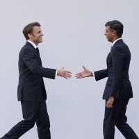 Rishi Sunak i Emmanuel Macron