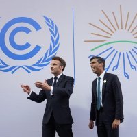 Rishi Sunak i Emmanuel Macron