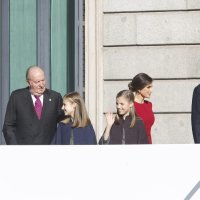 Kraljica Letizia sa bivšim kraljem Juan Carlosom i kraljicom Sofijom