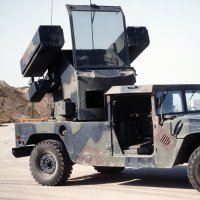 Sustav Avenger na vozilu Humvee