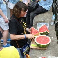 Ukrajinci u Australiji lubenicom proslavili oslobađanje Hersona