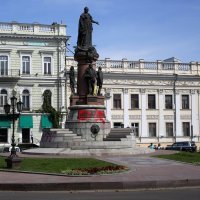 Spomenik Katarini Velikoj u Odesi