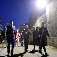 Vatrom ispisano ime Vukovar na brdu kod zaseoka Mandarić