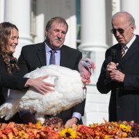 Joe Biden pomilovao dvije purice