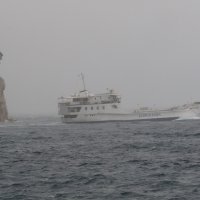 Trajekt Pelješčanka prkosi olujnom jugu