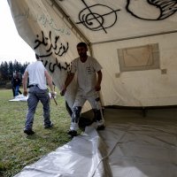 Šatori za val migranta u Austriji