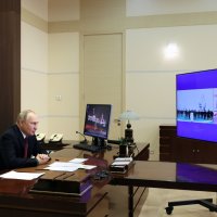 Putin pustio u promet dva ledolomca na nuklearni pogon