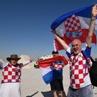 Navijači u dobrom raspoloženju pred utakmicu Hrvatska - Maroko