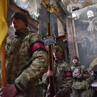 Ukrajinska vojska na ispraćaju starijeg narednika Jurija Černenka