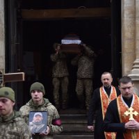 Ukrajinska vojska na ispraćaju starijeg narednika Jurija Černenka