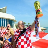 SP Katar: Hrvatski navijači iznenadili Vatrene ispred hotela uoči susreta Hrvatska - Kanada, 27.11.2022.