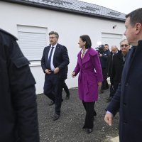 Plenković u posjeti Petrinji