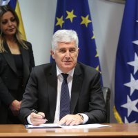 Potpisan koalicijski sporazum izmedju HDZ BiH i Osmorke