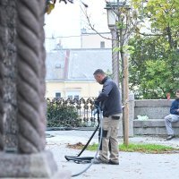 Čišćenje Zakmardijevih stuba u Zagrebu od grafita