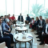 Članovi Vlade i stožera nogometne reprezentacije u Katru