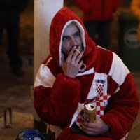 Navijači prate utakmicu Argentina - Hrvatska u Osijeku