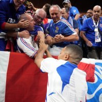 Nesretni Francuz kojeg je loptom pogodio Kylian Mbappe