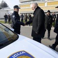 Primopredaja novih policijskih vozila