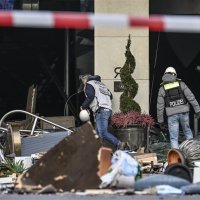 Pukao najveći samostojeći akvarij na svijetu u Berlinu