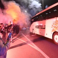 Autobus s Vatrenima na ulicama Zagreba