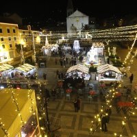 Blagdanska atmosfera u Makarskoj
