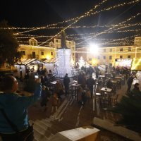 Blagdanska atmosfera u Makarskoj