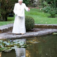 Bivši papa Benedikt XVI.