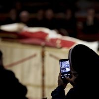 Odavanje počasti bivšem papi Benediktu XVI.