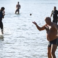 Novogodišnji picigin na plaži Bačvice