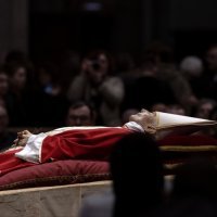 Ispraćaj pape Benedikta VI.