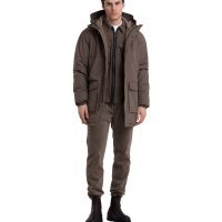 M8099C_000_83776R_123_1_2710 KN