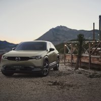 Mazda MX-30 e-Skyactiv R-EV