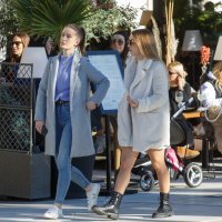 Sunčan dan izmamio je Splićane na Rivu