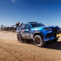 Lexus izložio pet konceptnih modelaRX_ROV_GX_01