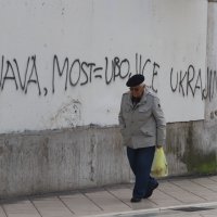 Grafiti protiv Milanovića i Penave na splitskim ulicama