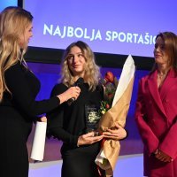 Lena Stojković, Lucija Zaninović