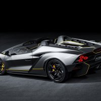 Lamborghini Invencible coupé i Auténtica roadster