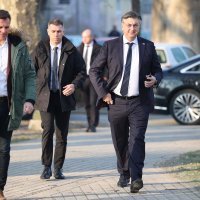 Andrej Plenković dolazi na suđenje Đuri Čehuliću