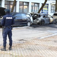 U zagrebačkoj Utrini izgorjela tri automobila