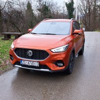 MG ZS XCLE 1.0 A/T Luxury