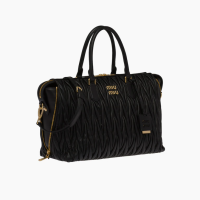 Matelassé Miu Miu torbica