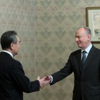 Wang Yi i Nikolaj Patrušev
