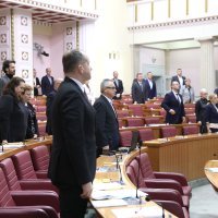 U Saboru minuta šutnje za žrtve ukrajinskog naroda u borbi za slobodu