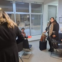 Putnici smješteni u sportskoj dvorani u Gospiću